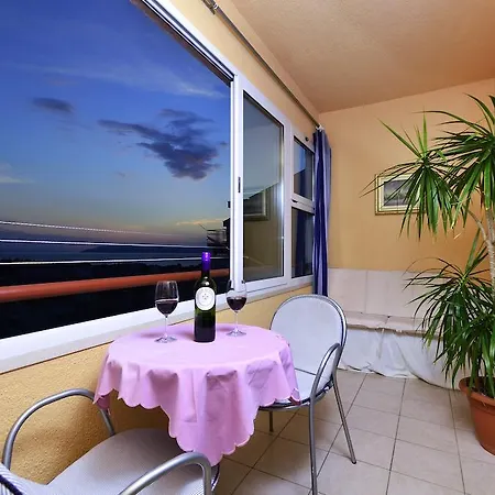 City Center Apartment Makarska